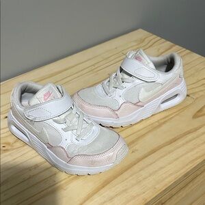 VGUC Nike Girls White and Light Pink Air Sneakers Size 12.5